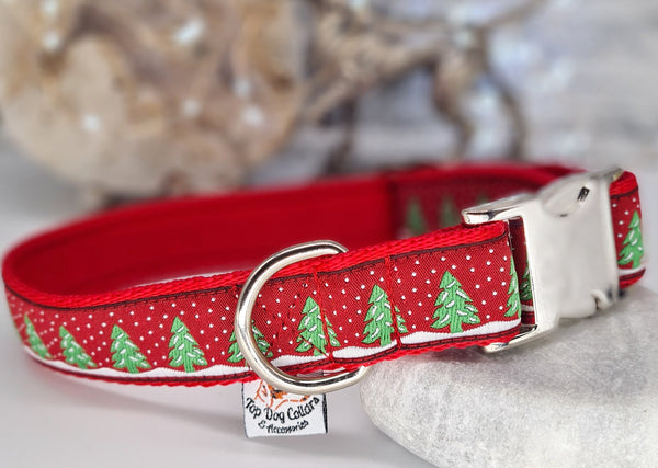 Christmas Tree Red Sky Collars & Leads