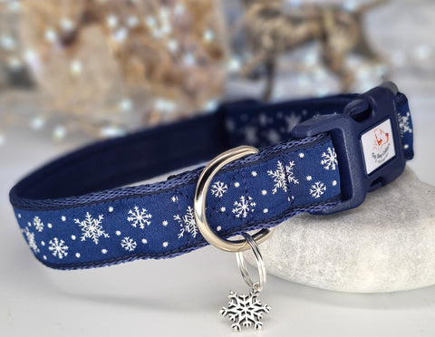 Frosty Snowflakes Blue Collars & Leads